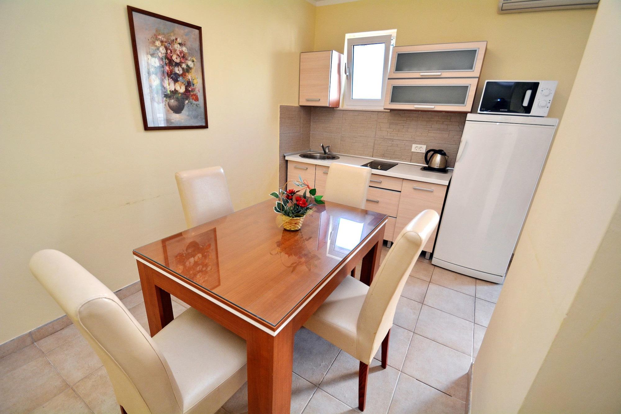 Apartments Soso Kotor Exterior photo