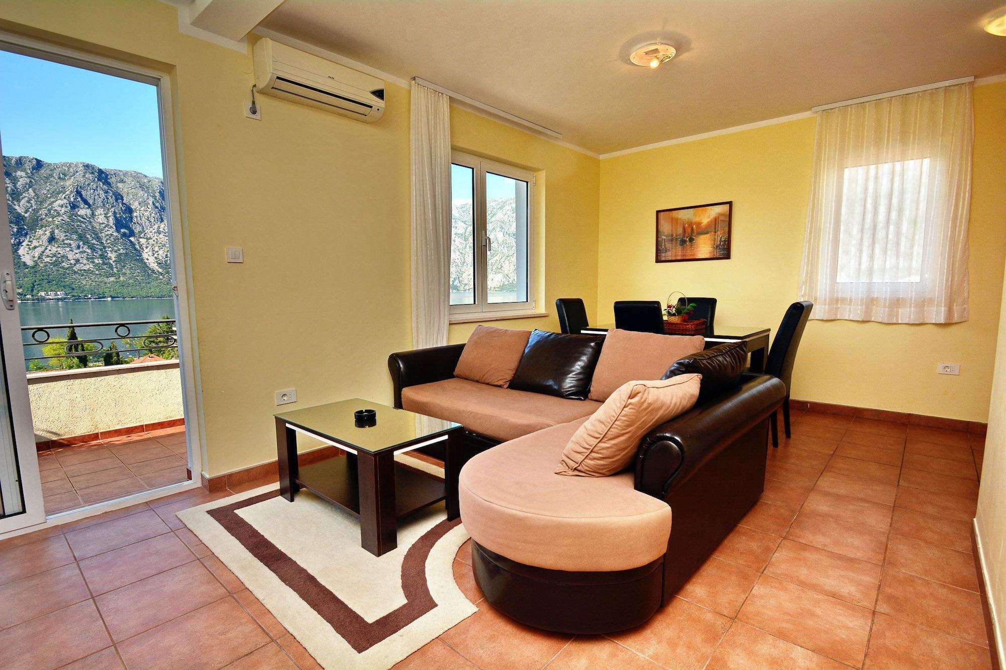 Apartments Soso Kotor Exterior photo
