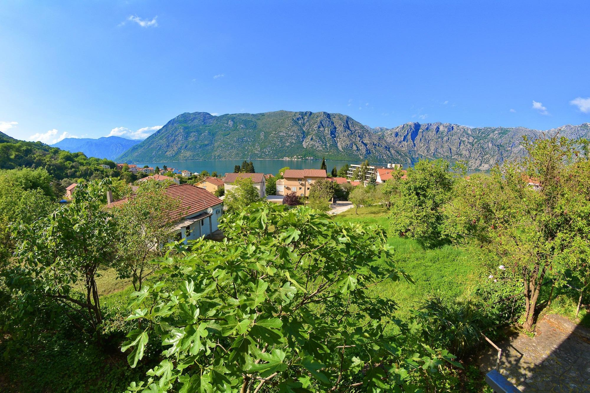 Apartments Soso Kotor Exterior photo