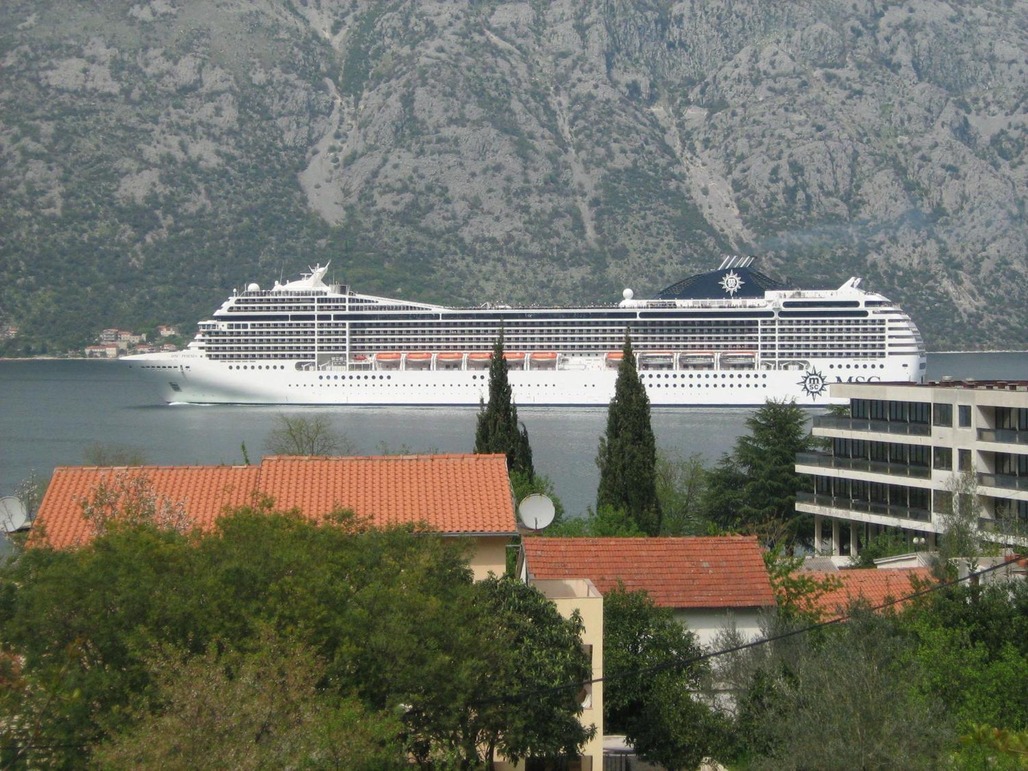 Apartments Soso Kotor Exterior photo