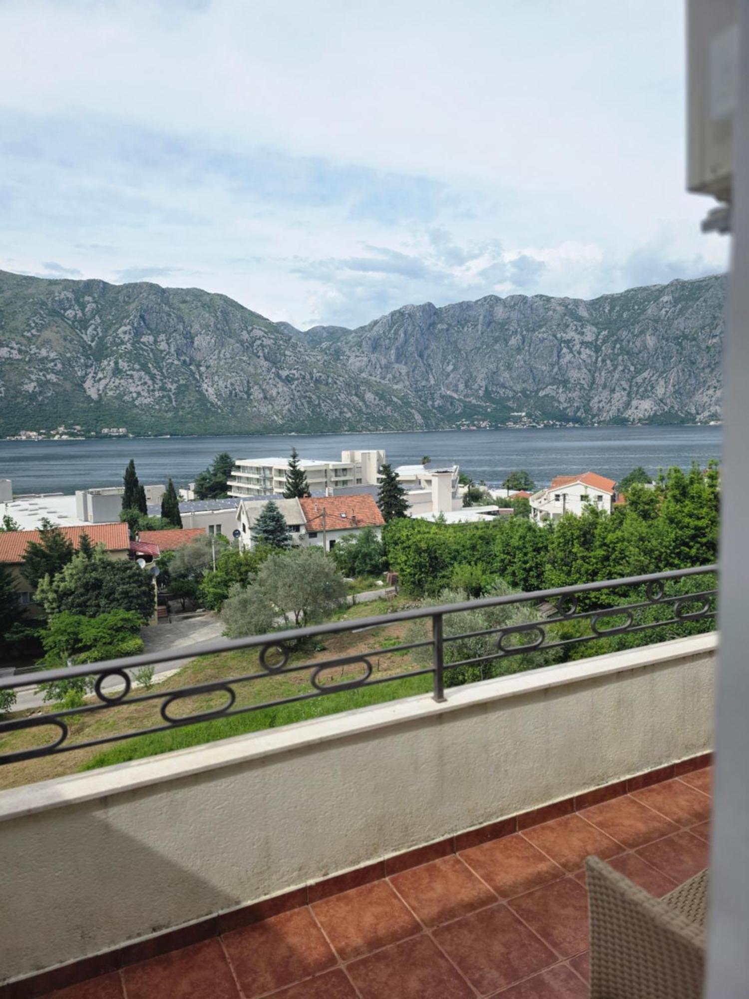 Apartments Soso Kotor Exterior photo